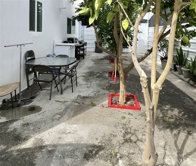 Photo - 5820 Lankershim Blvd Unit 3