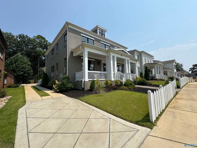 Photo - 133 Bienville St