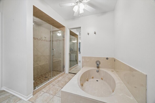 Photo - 12107 Burgoyne Dr