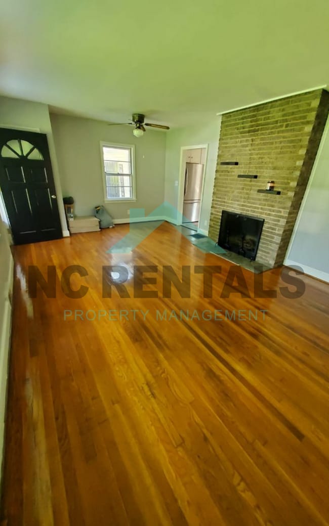 Photo - 5002 Cherry St