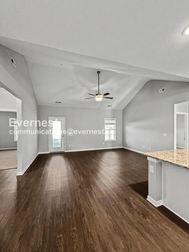 Photo - 1033 Echo Rdg Rd