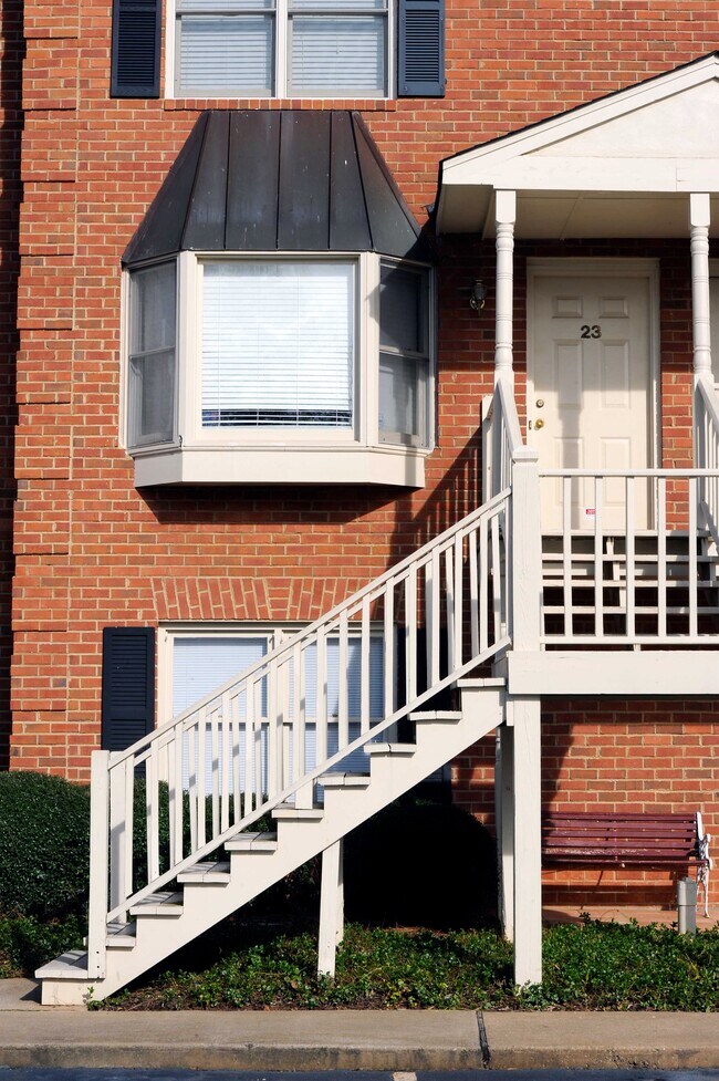 Photo - 550 Dearing St Unit 1