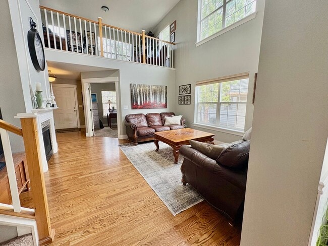 Photo - Stunning Home with ~4,000sqft of Living Space In a Great Location!