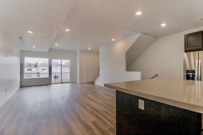 4567 W Lonely Grv Ct