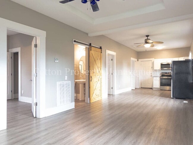 Photo - 719 S 8th St