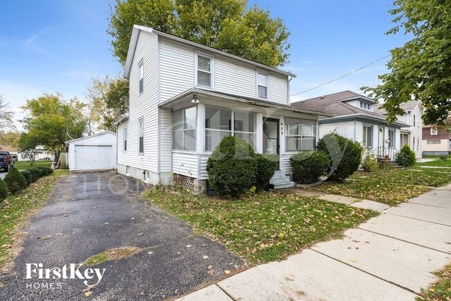 Photo - 609 North Ave