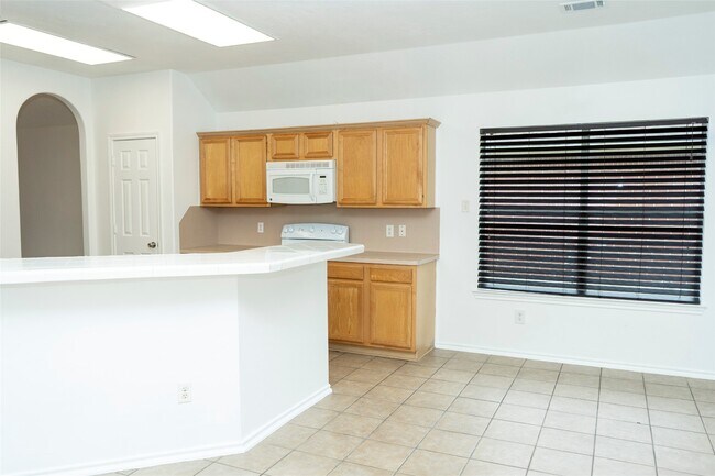 Photo - 12914 Pinehall Ln