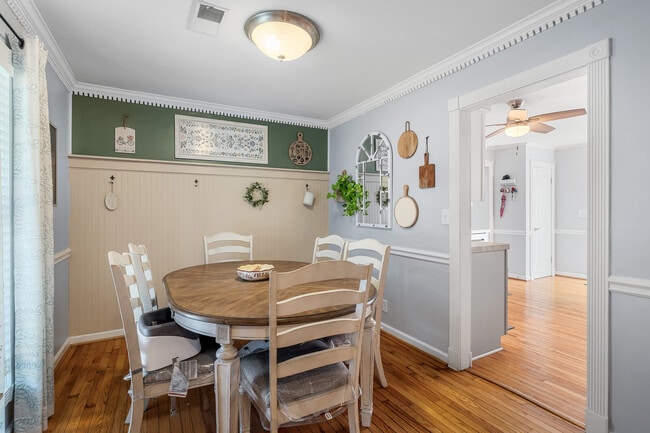 Photo - 453 Belinda Pkwy