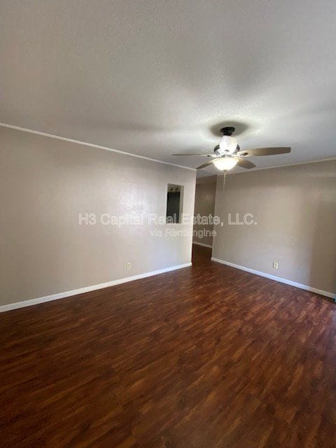 Photo - 215 Dogwood Ln