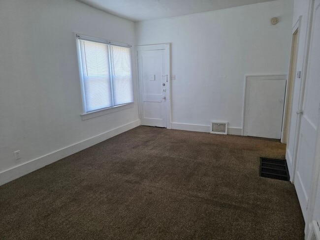 Photo - 1106 N Michigan St Unit 1106-2