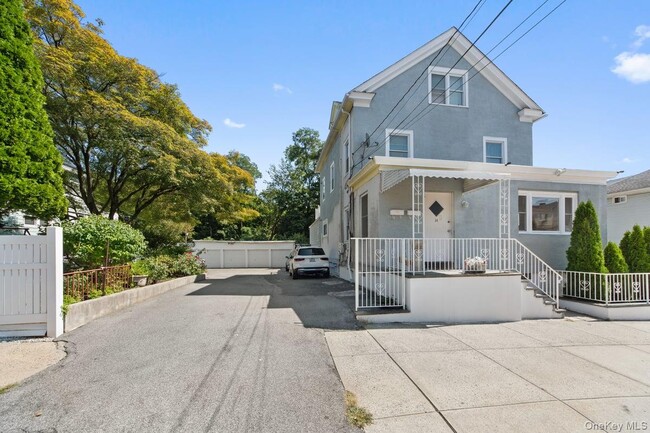 Building Photo - 14 Alder St Rental