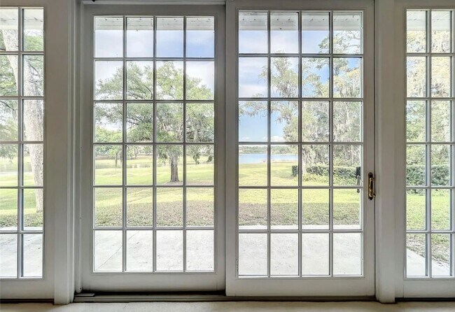 Photo - 2054 Sawgrass Dr