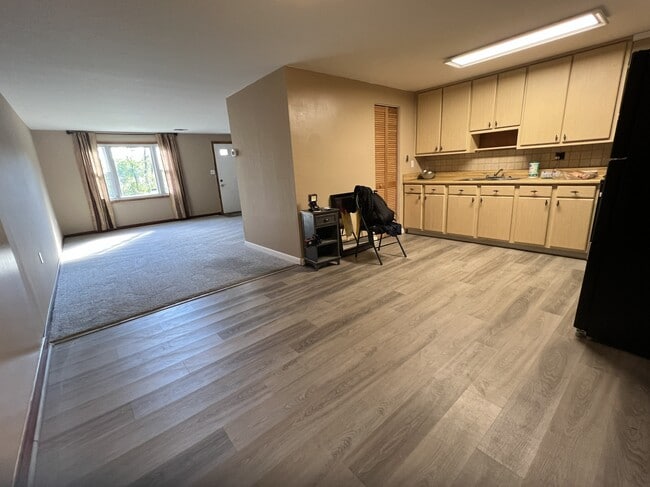 Photo - 7202 Sindall Rd