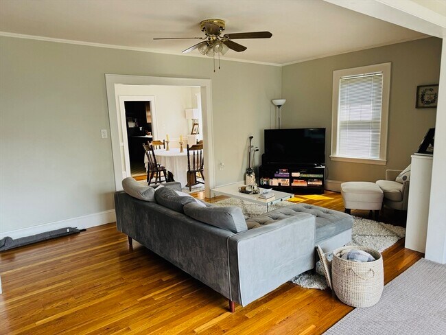 43 Chapman St Unit 2