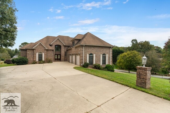 Photo - South AVL - Grand Residence in The Cotswol...