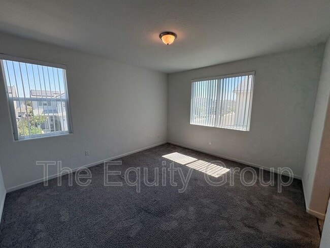 Photo - 3036 N Parkside St