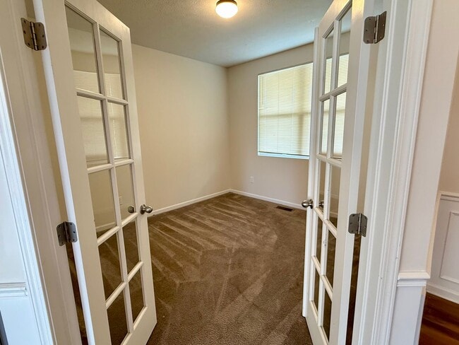 Photo - Spacious 4BR 2B w/ Large Backyard • Full Appliance Kitchen • 2-Car Garage in Pataskala