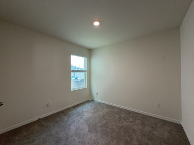 Photo - 5699 Chorleywood Ln