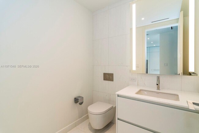 Photo - 300 Biscayne Boulevard Way Unit 5005