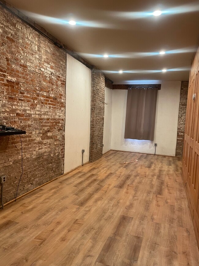Living Room - 723 Grove St Unit Apt A