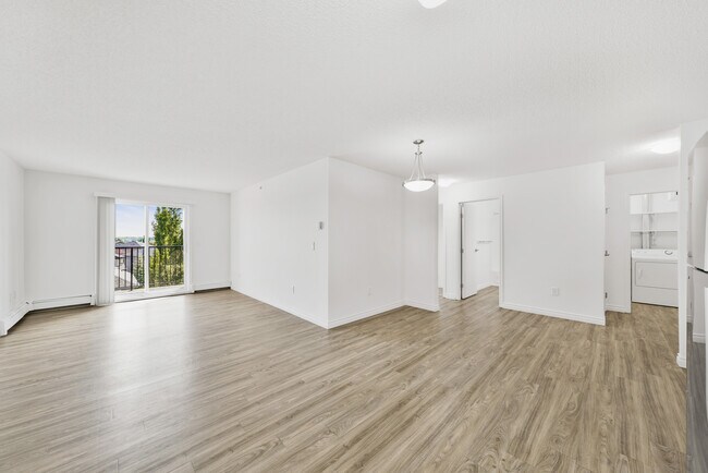 Photo - Windermere Village Apartments Unit 2Bedroom