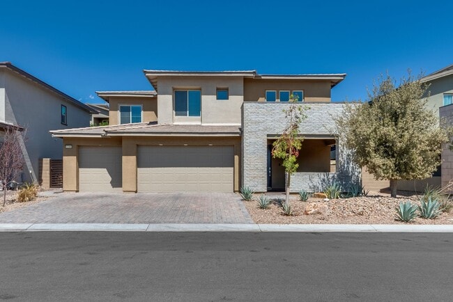 Building Photo - Luxury Summerlin North Home with Private Pool