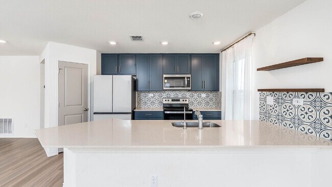 Photo - 11727 Black Rose