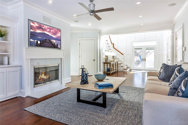 Photo - 695 Sound Dr