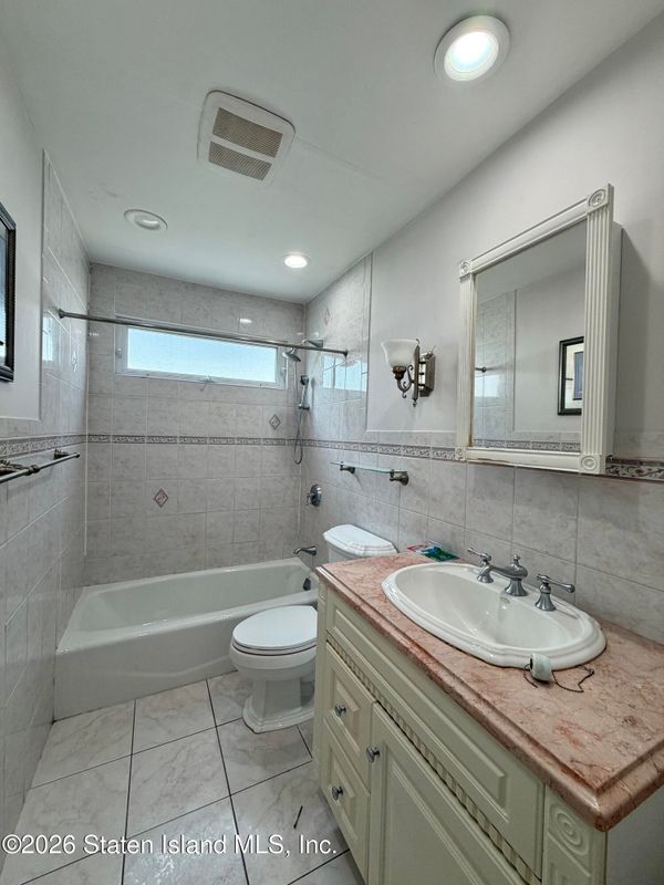 Photo - 12 Elwood Ave