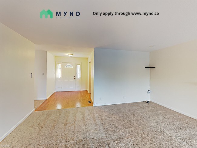 Photo - 4 br, 2 bath House - 867 College Ave