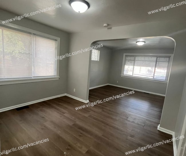 Photo - 4110 Drummond St Unit 1