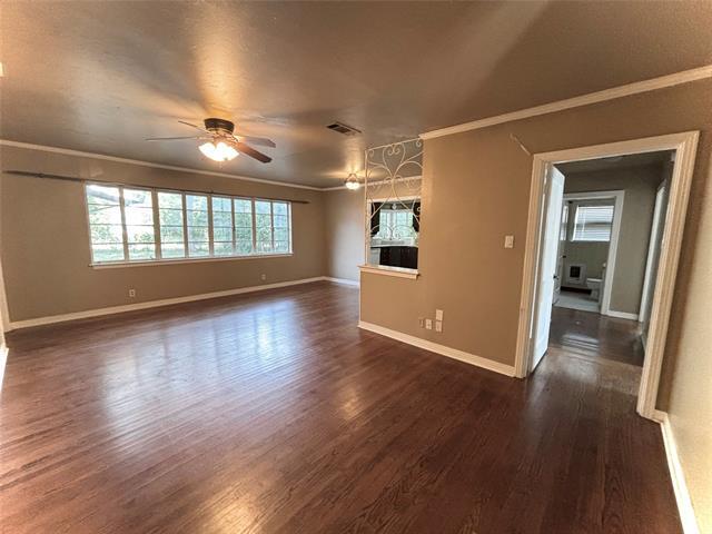 Photo - 4024 Lovell Ave