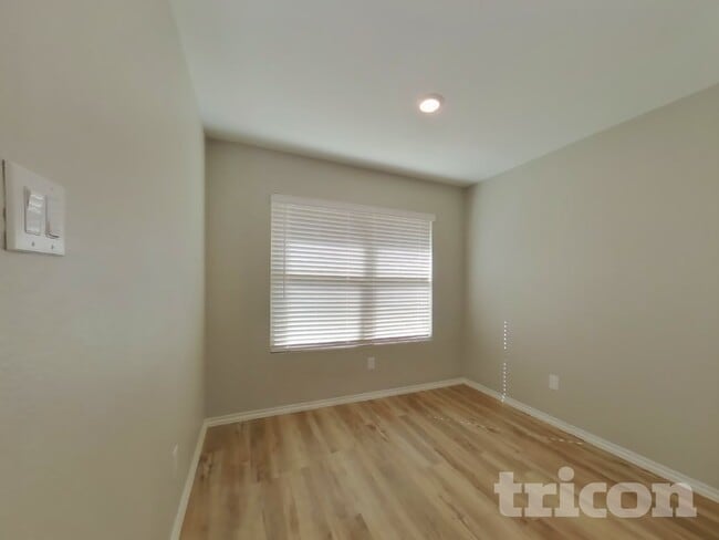 Photo - 17588 Rosewood Manor Ln