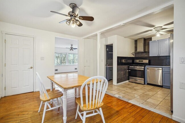 Photo - 292 New York Ave