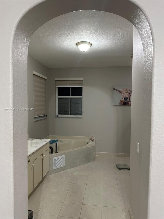 Photo - 8431 SW 164th court