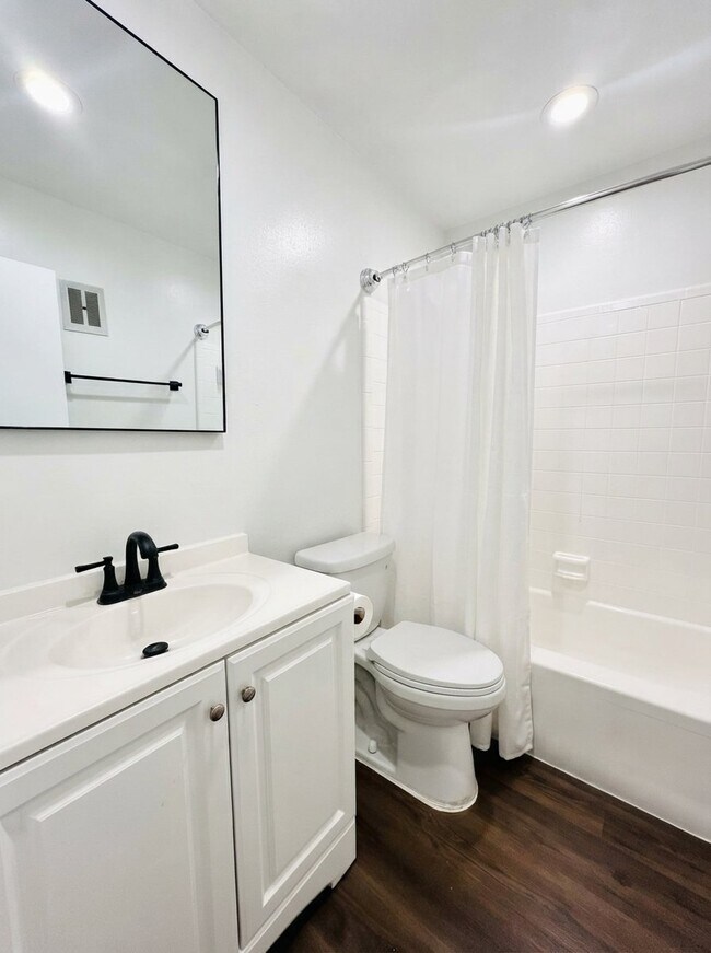 Photo - 1700 Van Ness St Unit 32