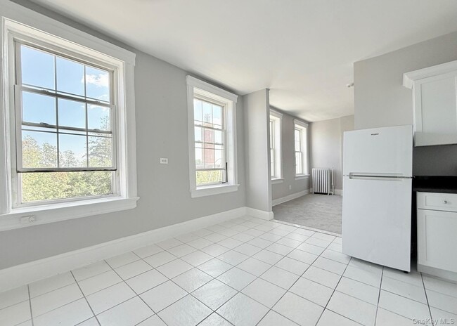 Photo - 132 W Boston Post Rd Unidad 5