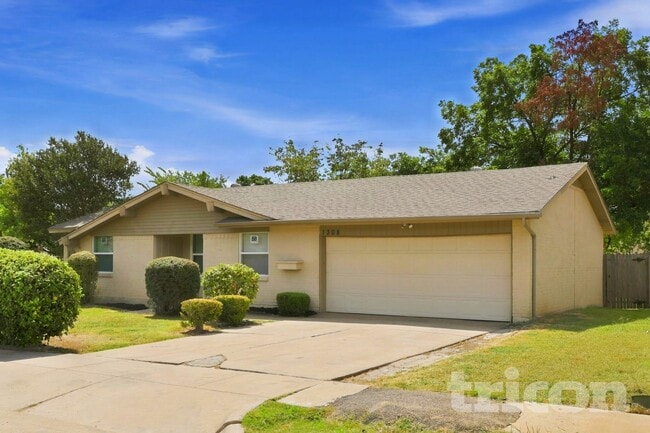 Building Photo - 1308 E Timberview Ln