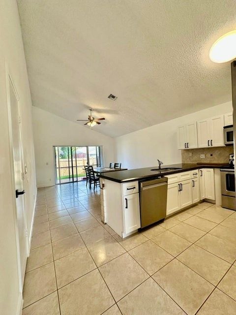 Photo - 22449 Middletown Dr