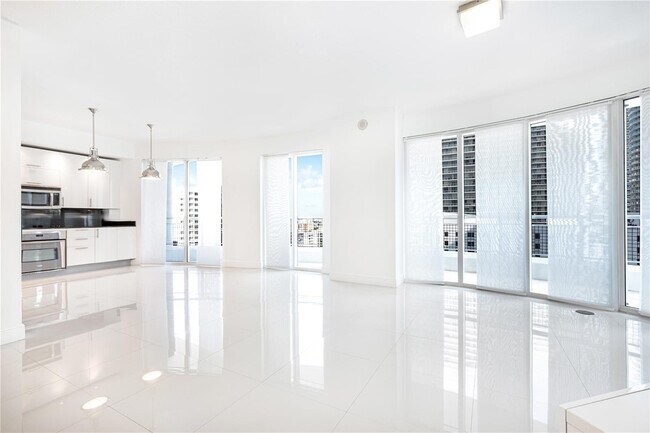 Photo - 60 SW 13th St Unit 1224