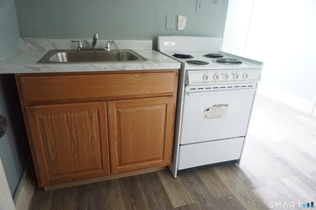 472 Prospect Ave Unit C2