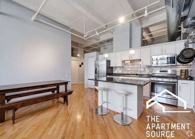 Building Photo - 500 S Clinton St Rental
