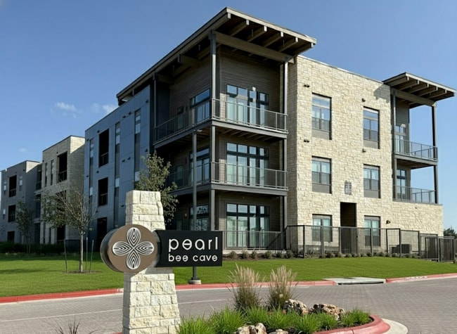 Building Photo - Pearl Bee Cave