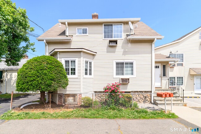 Photo - 750 Cove Rd Unit 5