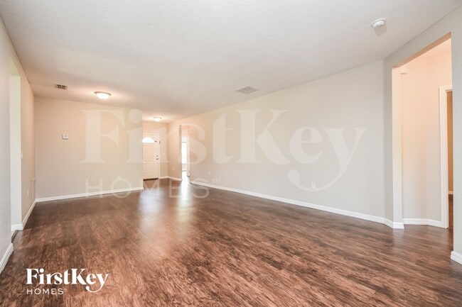 Photo - 3379 Toluca Terrace