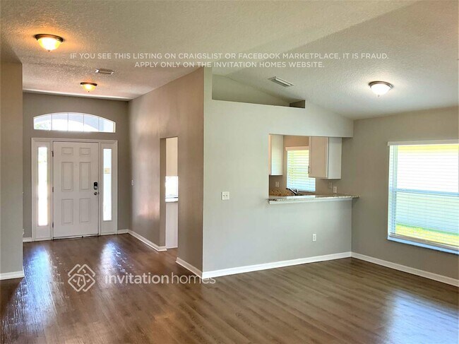 Photo - 3282 Merrick Ave