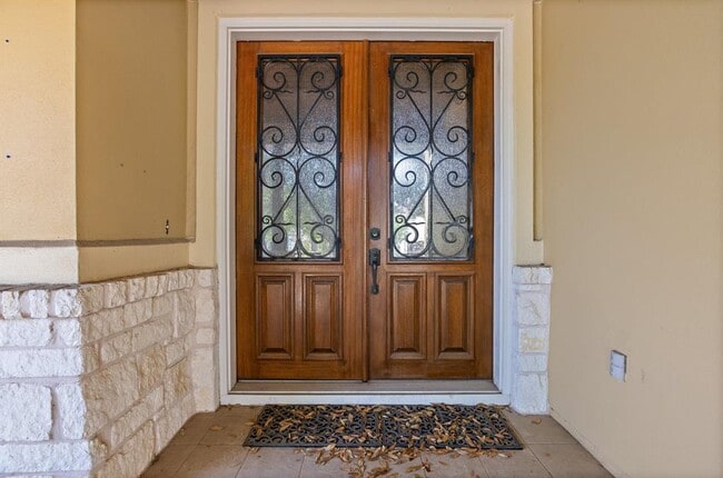Photo - 11613 Woodland Hills Trail
