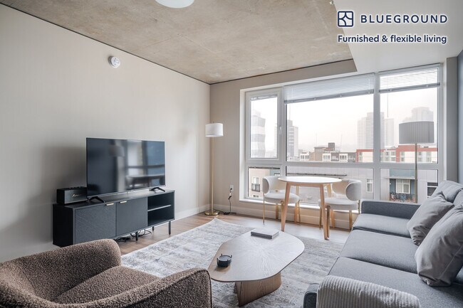 Photo - 101 Taylor Ave N Unidad SI FL9-ID985