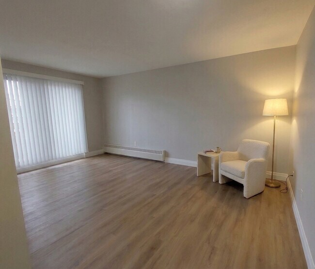 Photo - Silverbirch Apartments