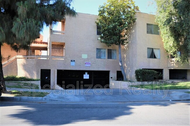 Photo - 8020 Langdon Ave Condo Unit 211